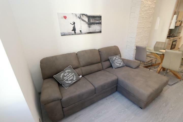 Exclusive Apt Really Downtown - Free Private Parking Included! Genoa Exterior photo